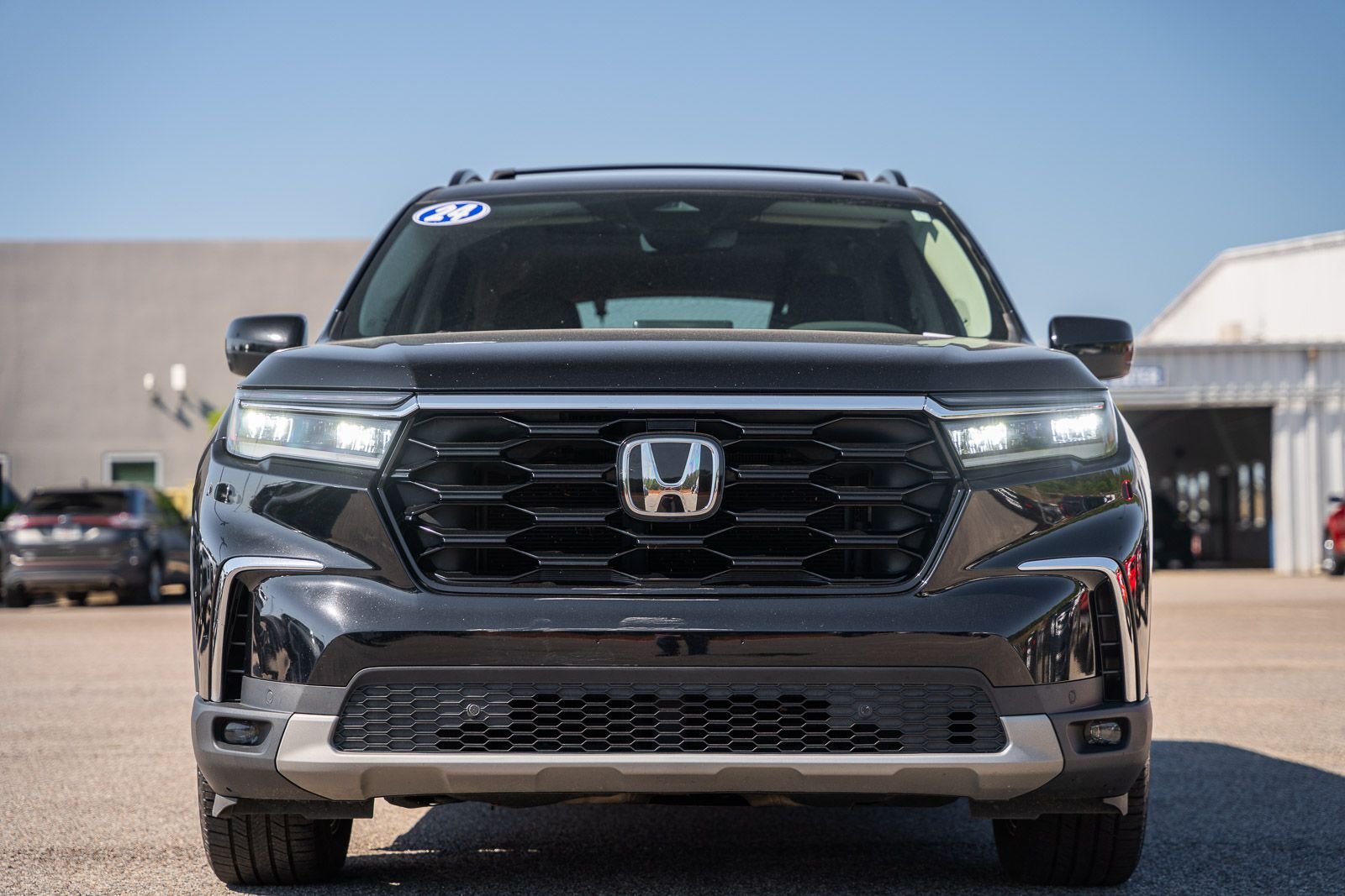 Certified Used 2024  Honda Touring image 2