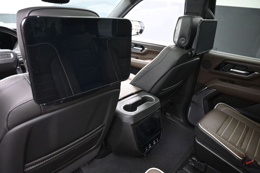 Used 2026 White GMC Denali Ultimate image 22