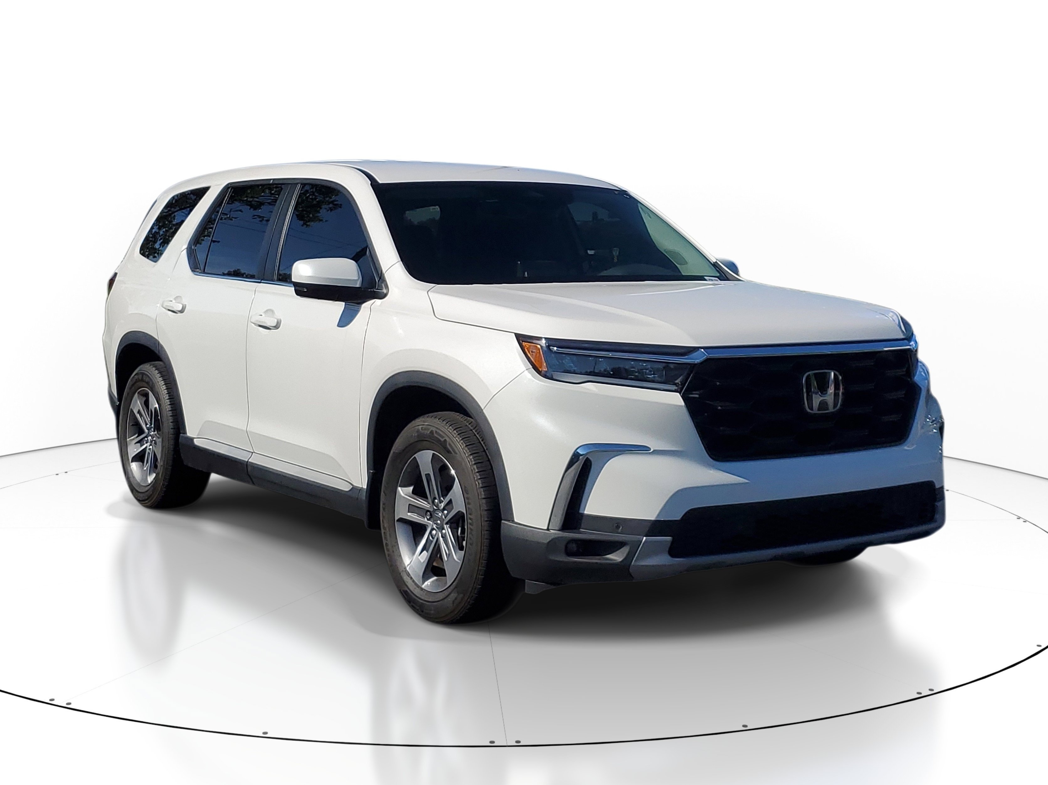 Used 2025 Platinum White Pearl Honda EX-L+ image 1