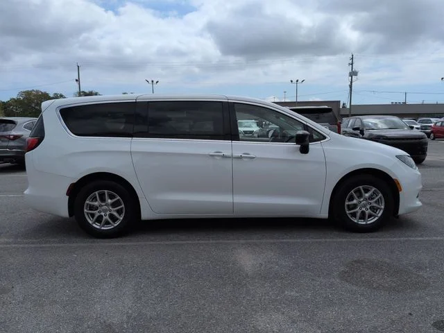 Used 2024 White Chrysler LX image 6