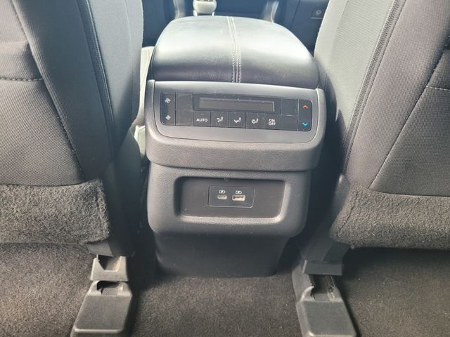 Used 2025 White Nissan SV image 17