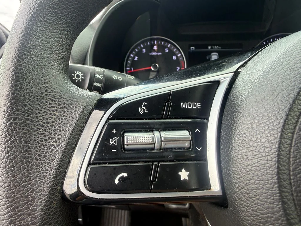 Used 2023 Gray Kia LXS image 18