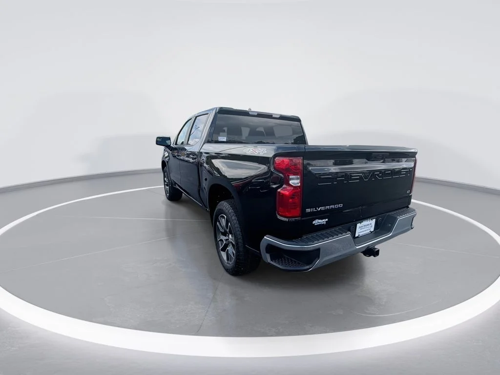 Used 2023 Black Chevrolet LT image 6