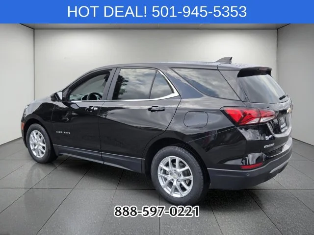 Used 2022 Black Metallic CHEVROLET LT image 3