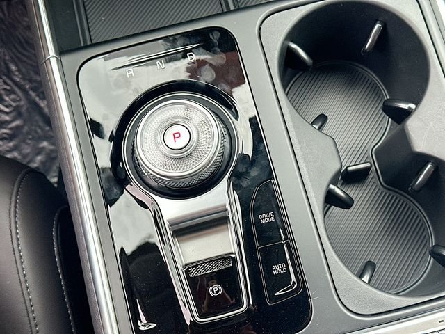 New 2026 Ceramic Silver Kia EX image 17