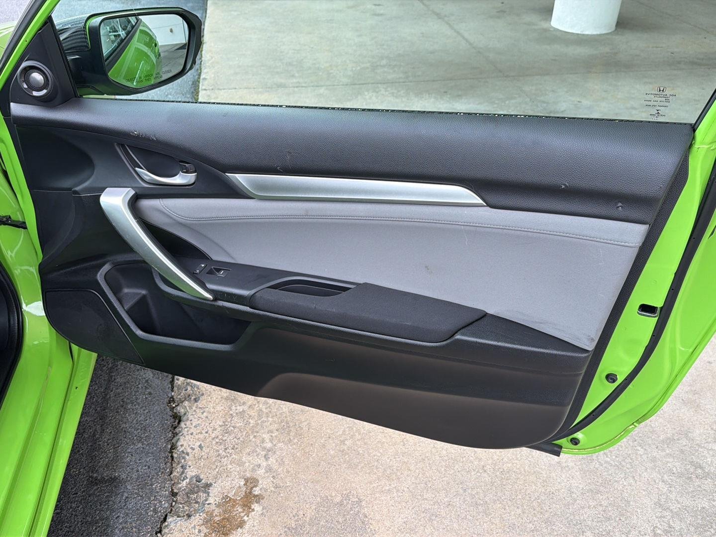 Used 2017  Honda EX-T image 14