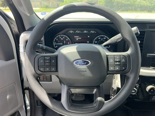 New 2026 Oxford White Ford F-250® XL image 10