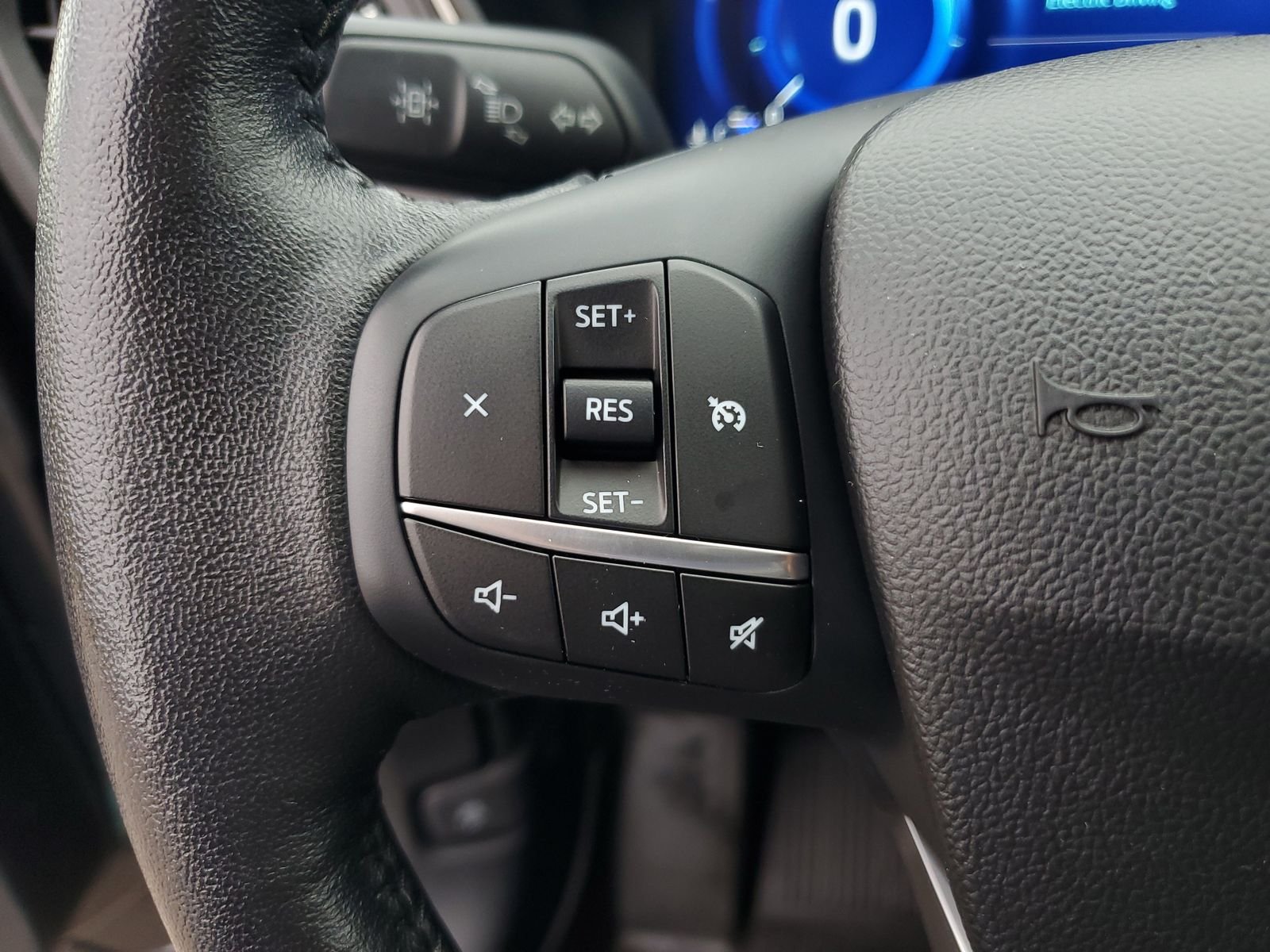 Used 2020 Gray Ford SE Sport image 19