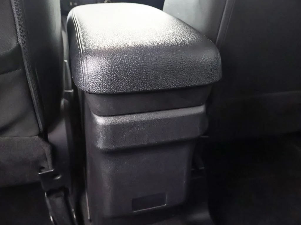 Used 2022  Mitsubishi 2.0 ES image 41