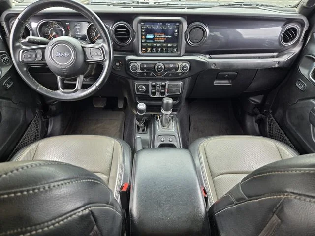 Used 2022 Gray Jeep Sport image 17