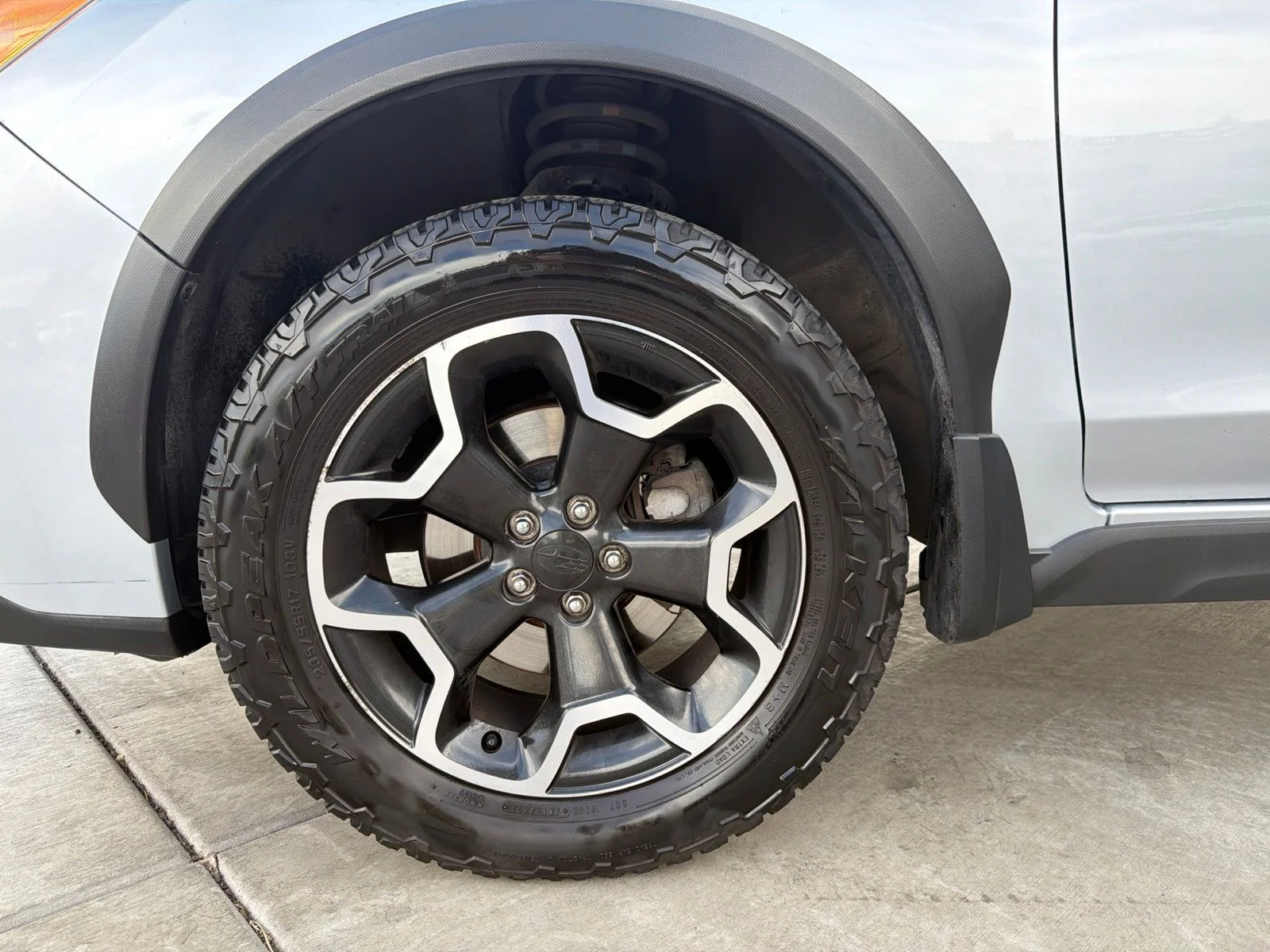 Used 2014 Ice Silver Metallic Subaru 2.0i Premium image 18