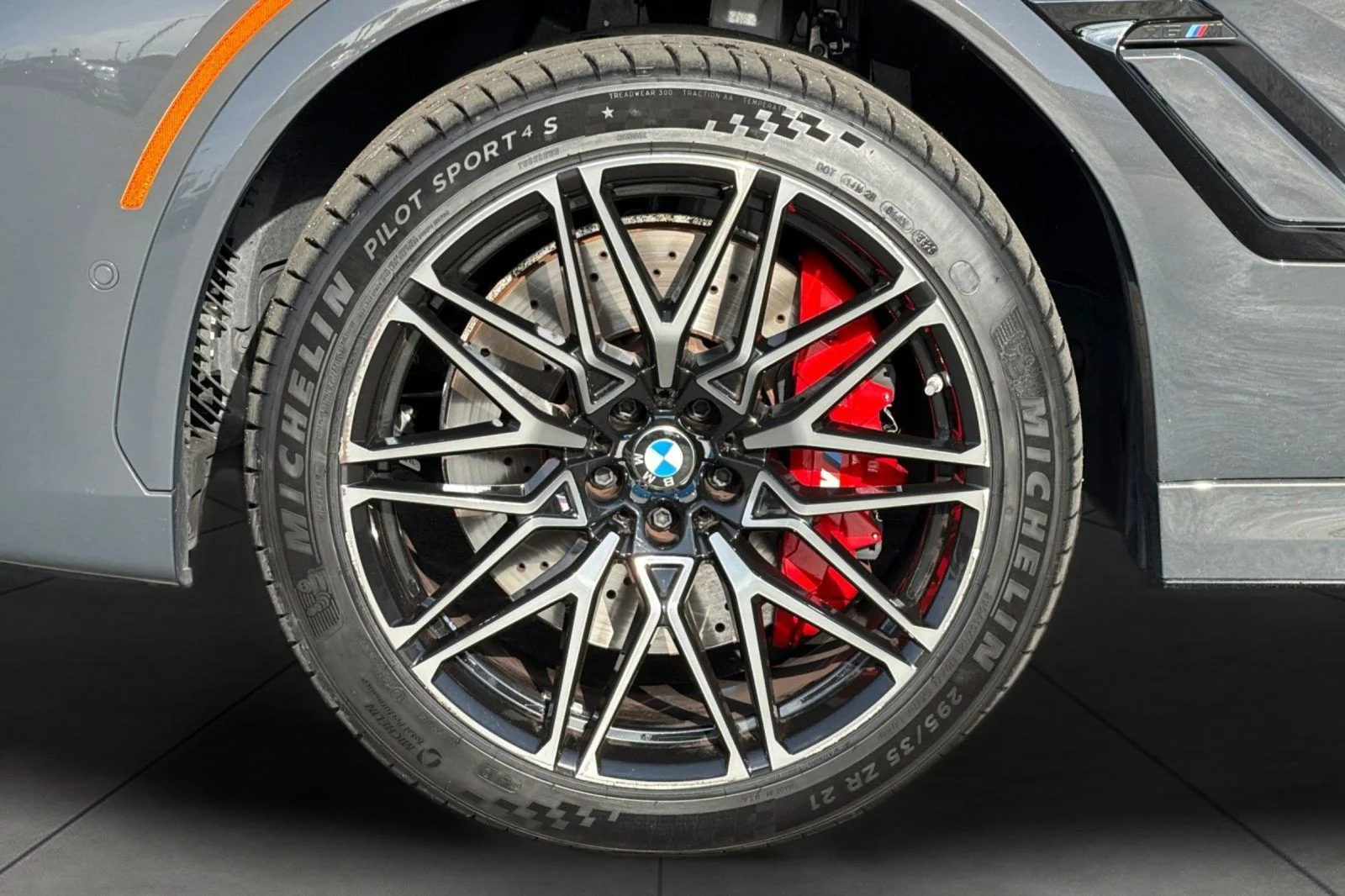 Used 2024 Dravit Grey Metallic BMW  image 26