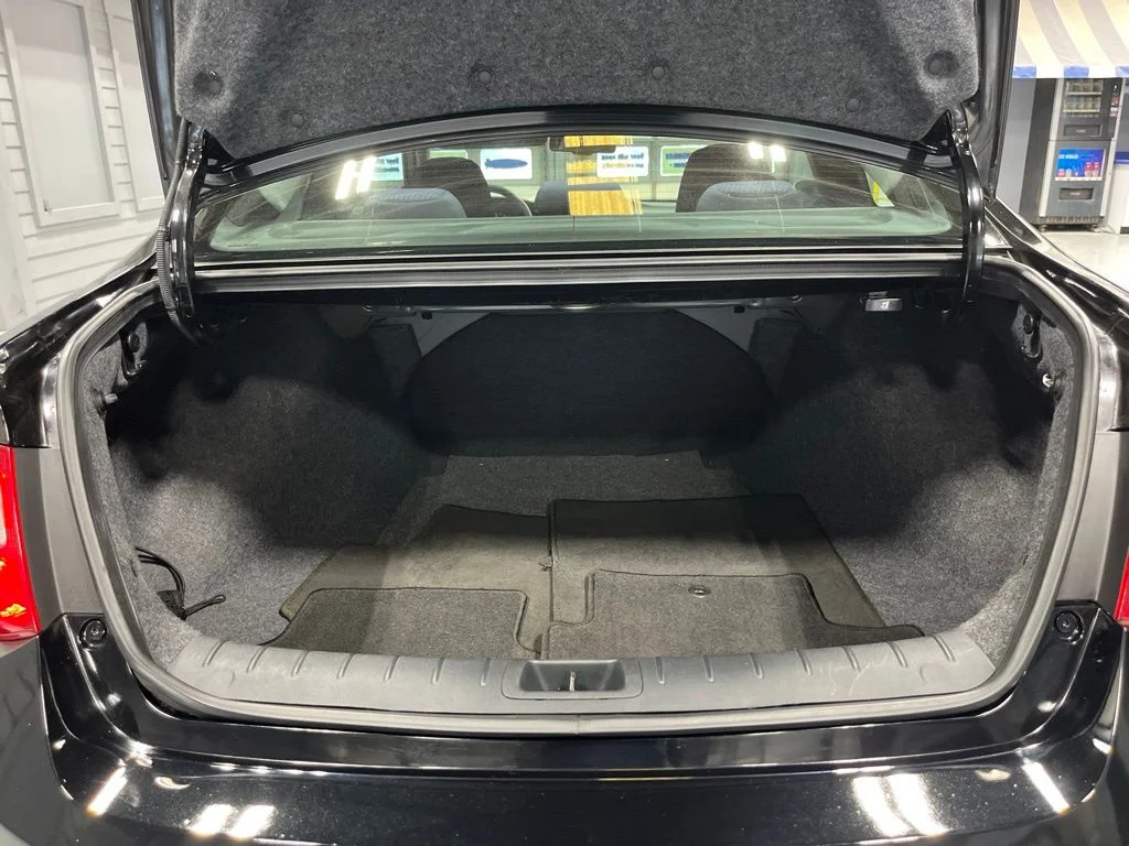 Used 2015 Crystal Black Pearl Honda EX-L image 32