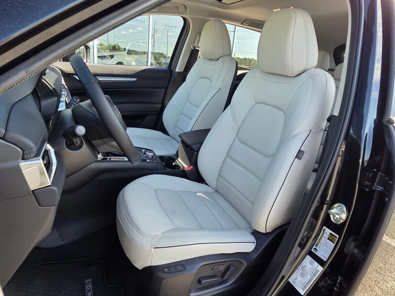 Used 2025 Jet Black MAZDA 2.5 S PREFERRED PACKAGE AWD image 8