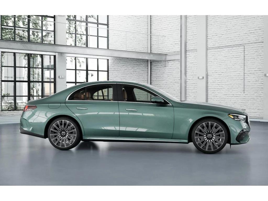 2026 Mercedes-Benz E-Class E450 - Photo 15