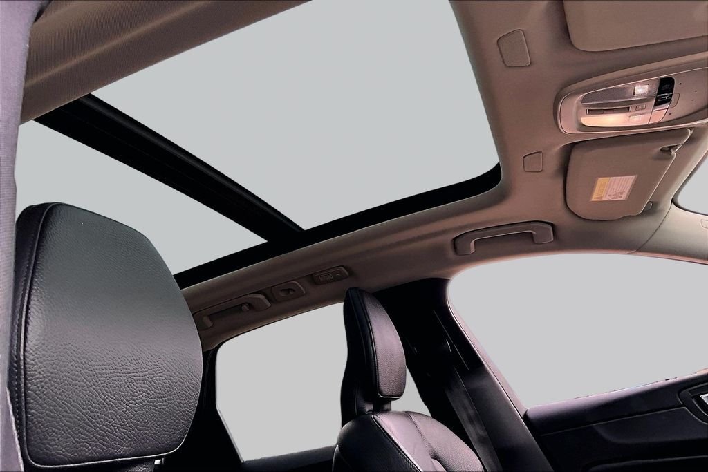 2023 Volvo XC60 Plus - Photo 15