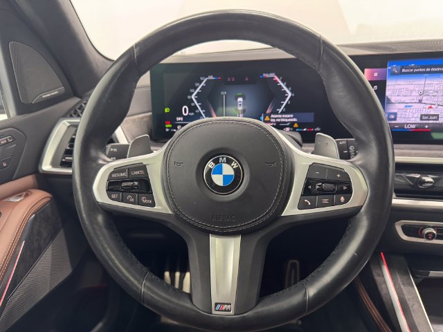 Used 2023 Mineral White Metallic BMW xDrive40i image 27