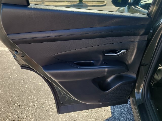Used 2025 Green Hyundai SEL image 11