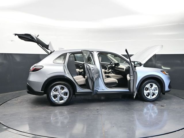 2025 Honda HR-V LX - Photo 40