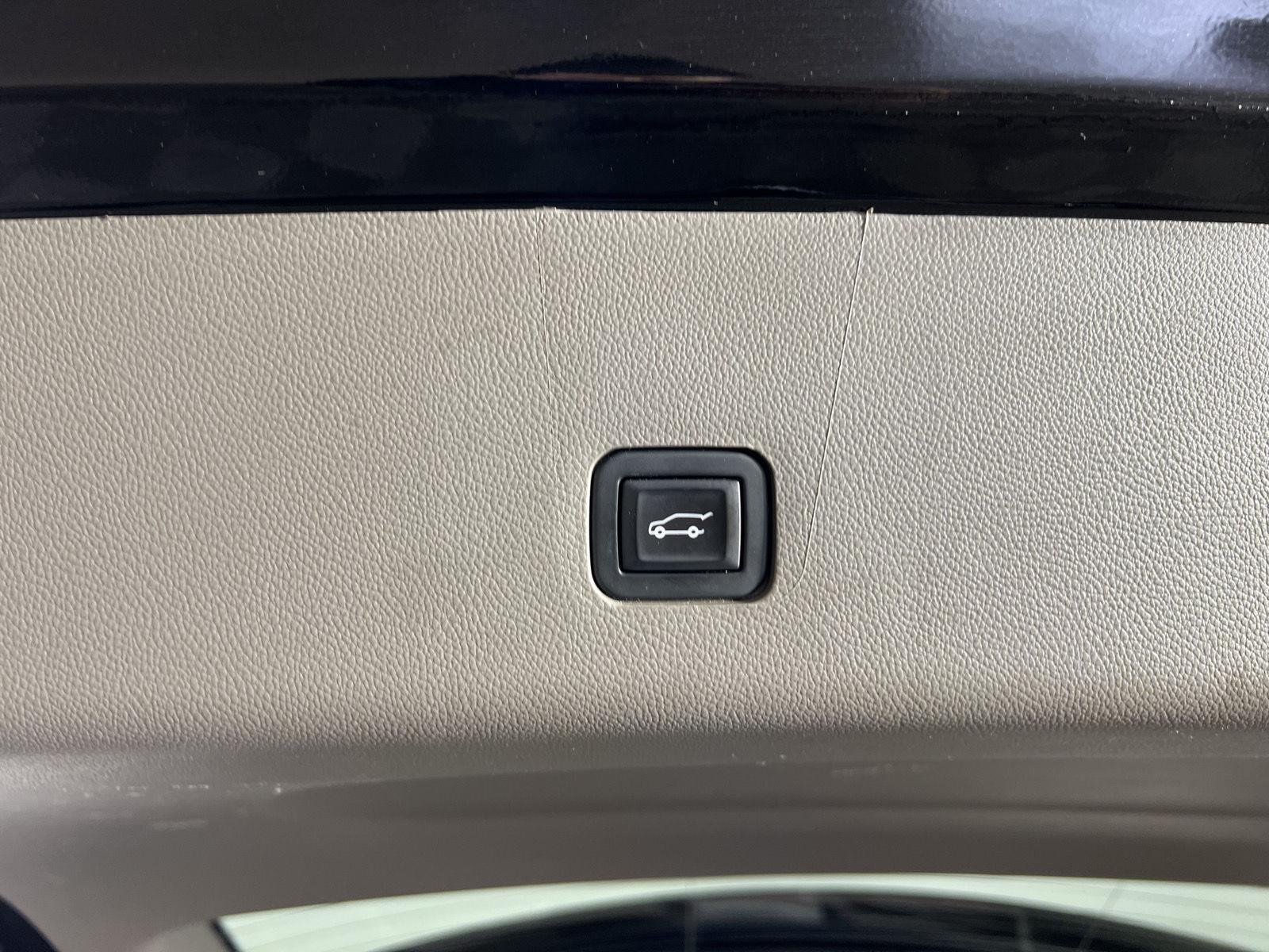 Used 2020 Mosaic Black Metallic Chevrolet Premier image 26