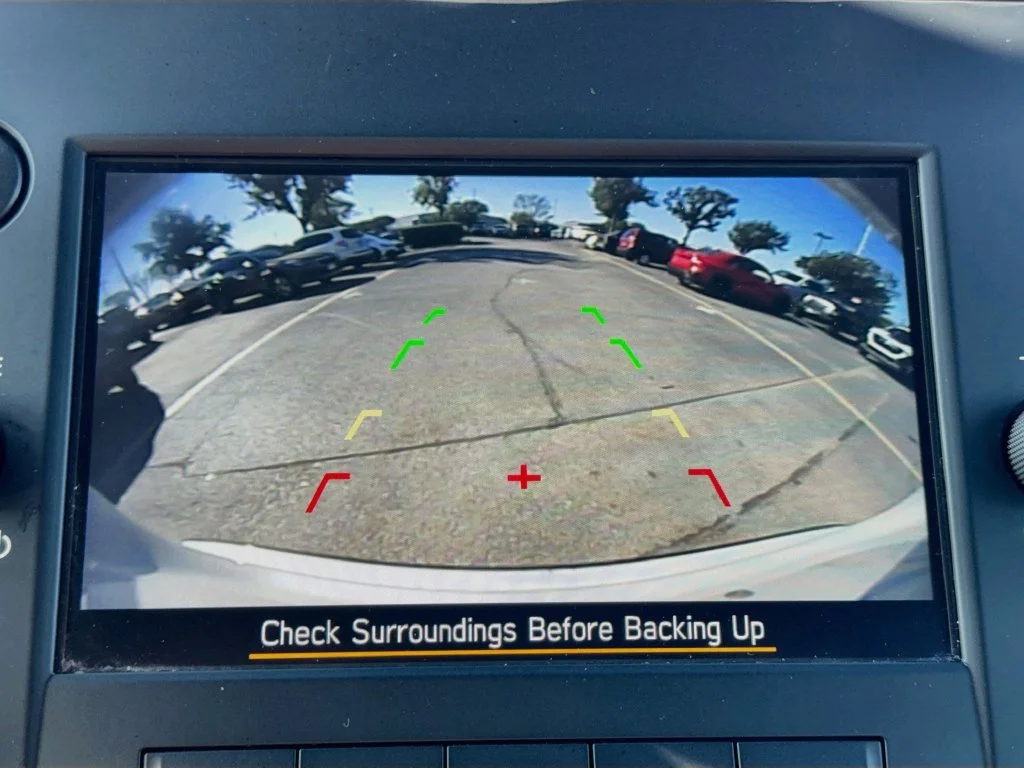 Used 2025 White Subaru Base image 16
