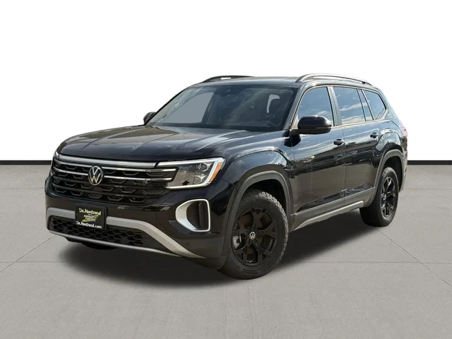 Pre-Owned 2024 Volkswagen Atlas 2.0L TSI AWD 2.0T Peak Edition SEL