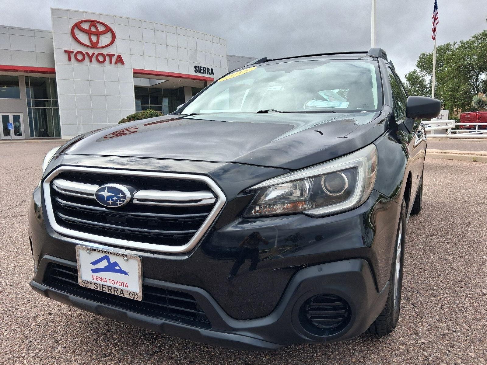 Used 2018 Crystal Black Silica Subaru 2.5i image 10