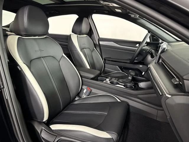 New 2026 Aurora Black Pearl Kia GT-Line AWD image 25