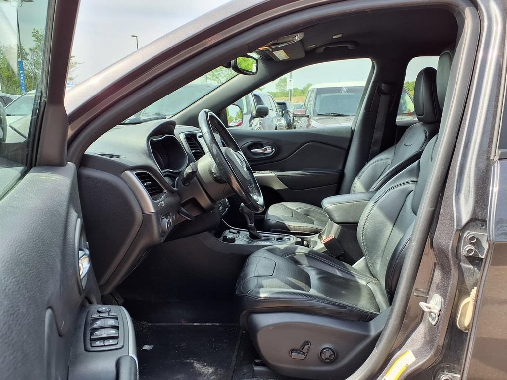 Used 2020 Gray Jeep High Altitude 4x4 image 12
