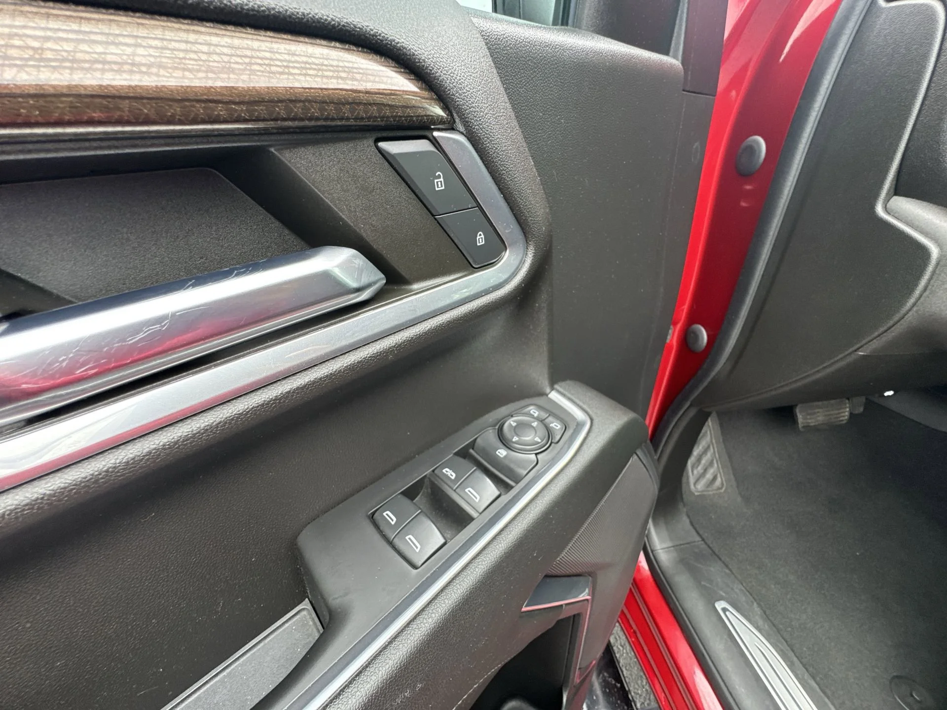 2023 Chevrolet Silverado 1500 RST - Photo 13