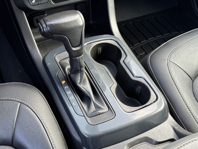 Used 2019 Gray Chevrolet Z71 image 18