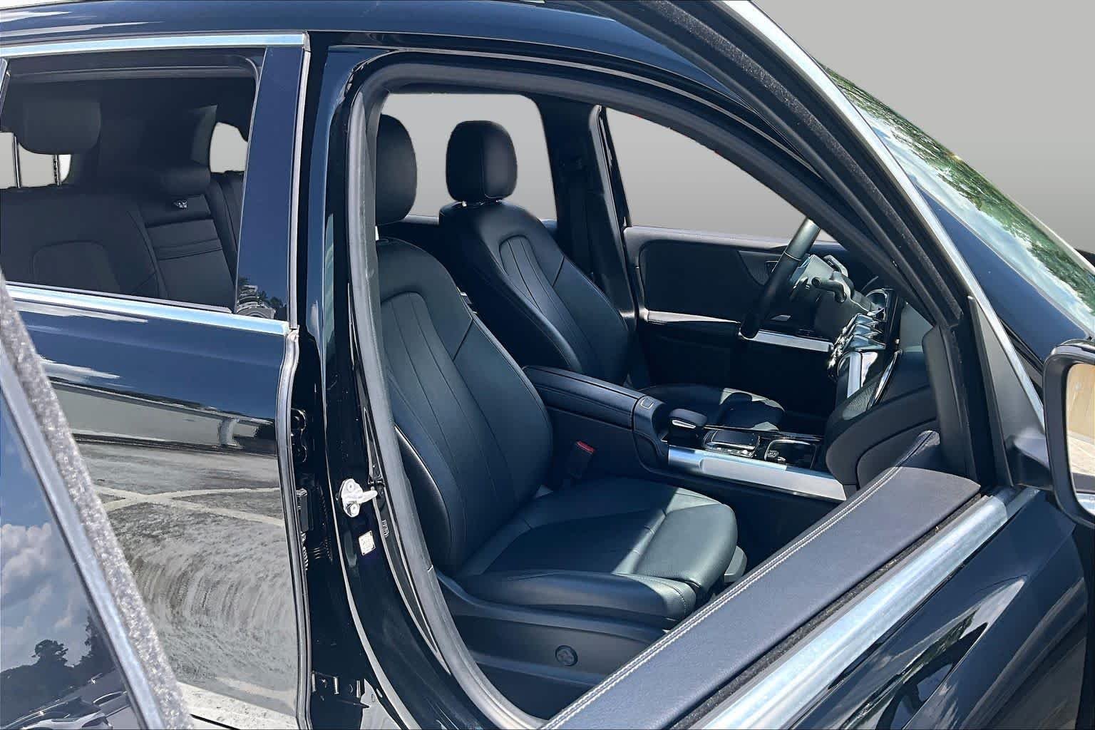 Used 2021 Night Black Mercedes-Benz GLB 250 image 9