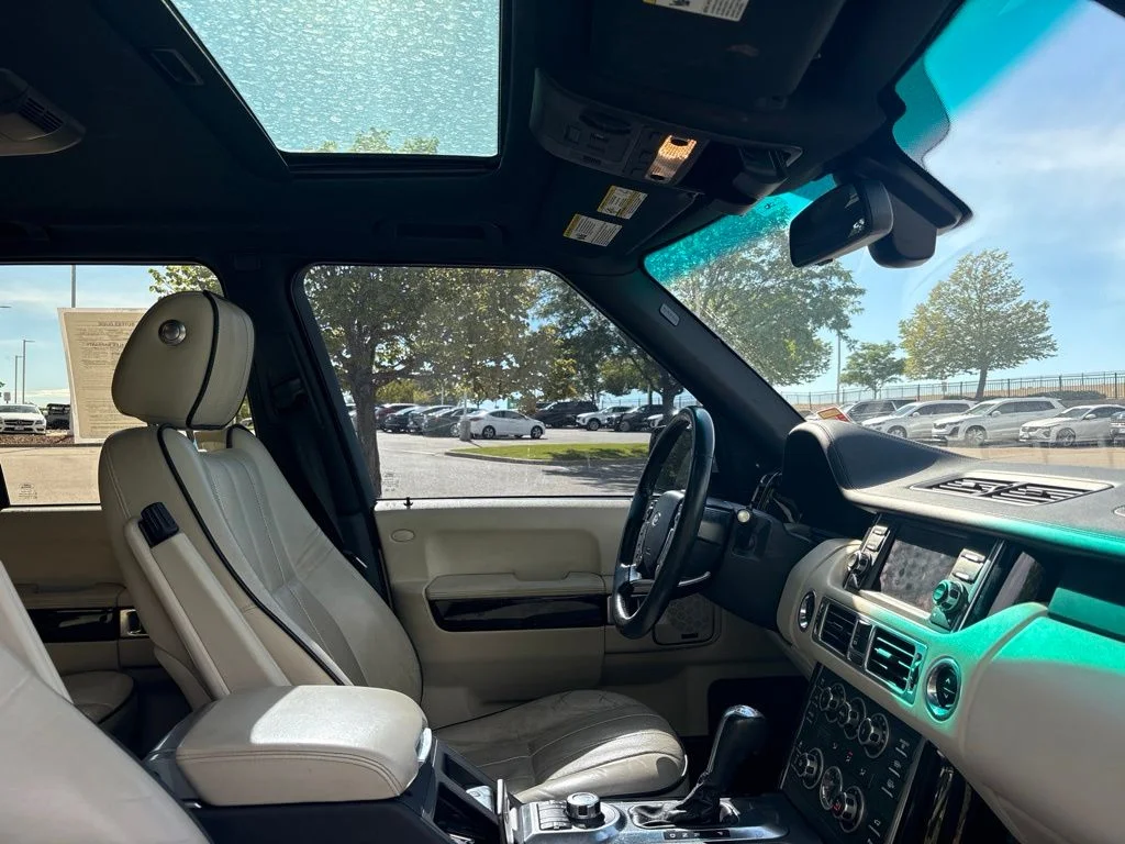 Used 2011  Land Rover Supercharged image 27
