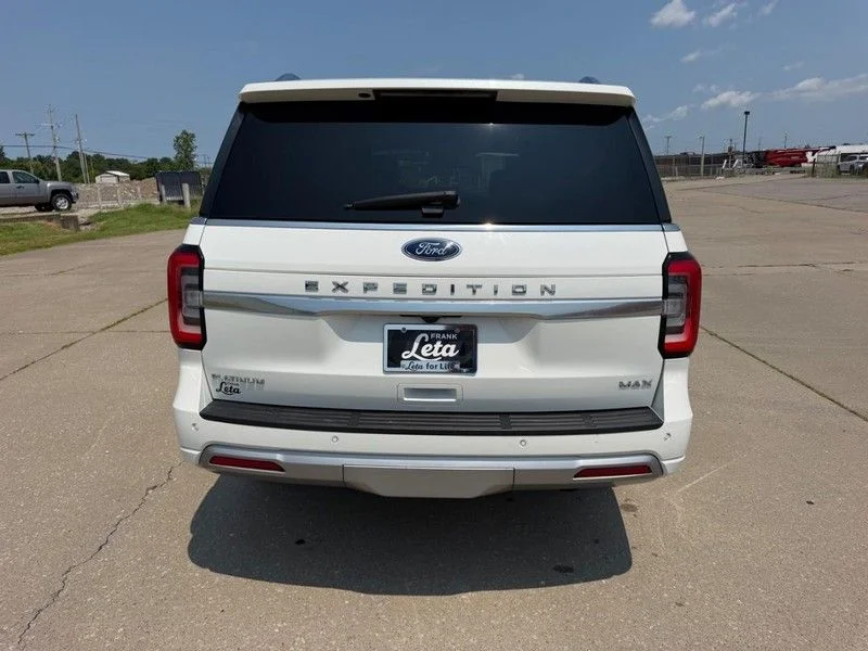 Used 2023 White Ford Platinum image 4