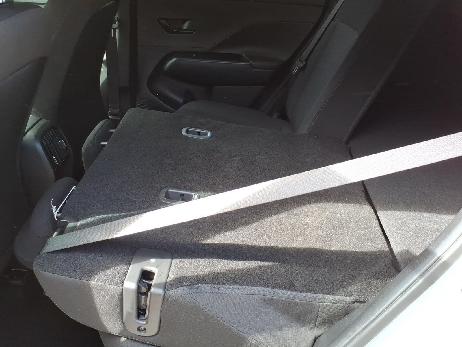 Used 2024 Cyber Gray Metallic Hyundai SEL image 23