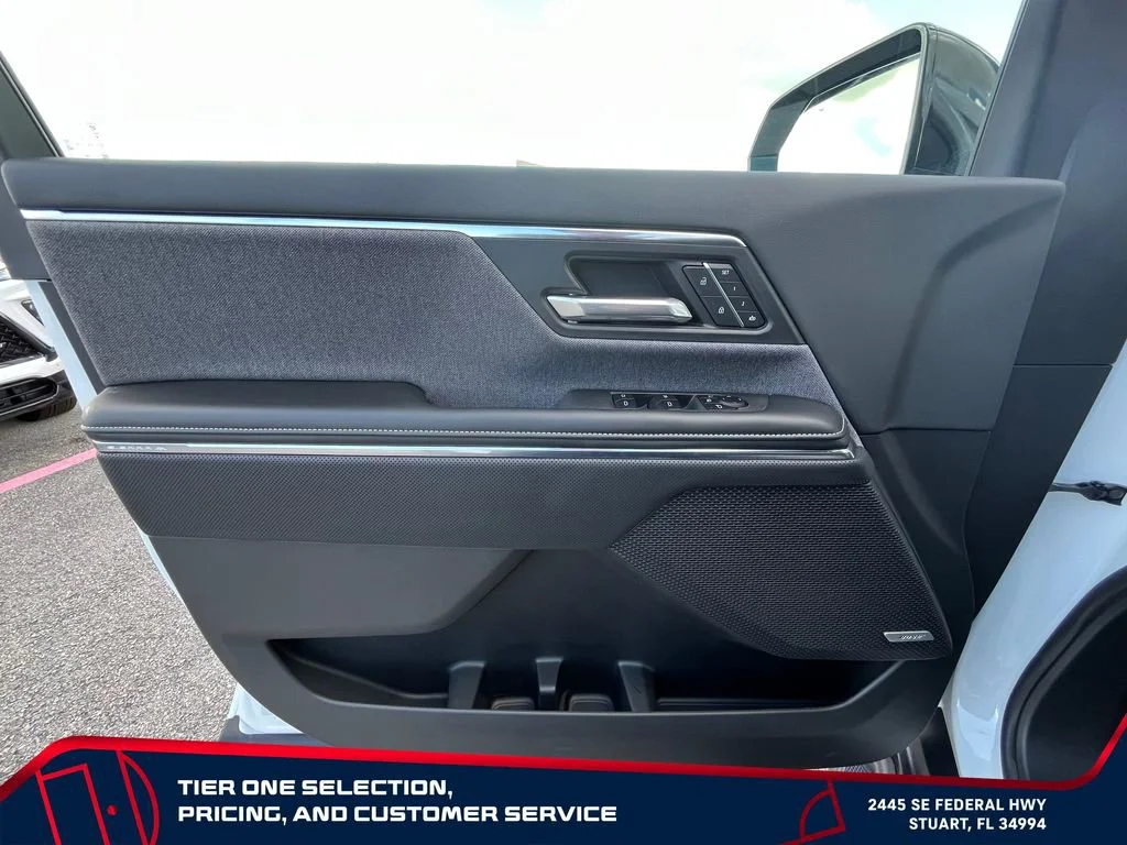 New 2026 Summit White GMC Elevation Extended Range image 21