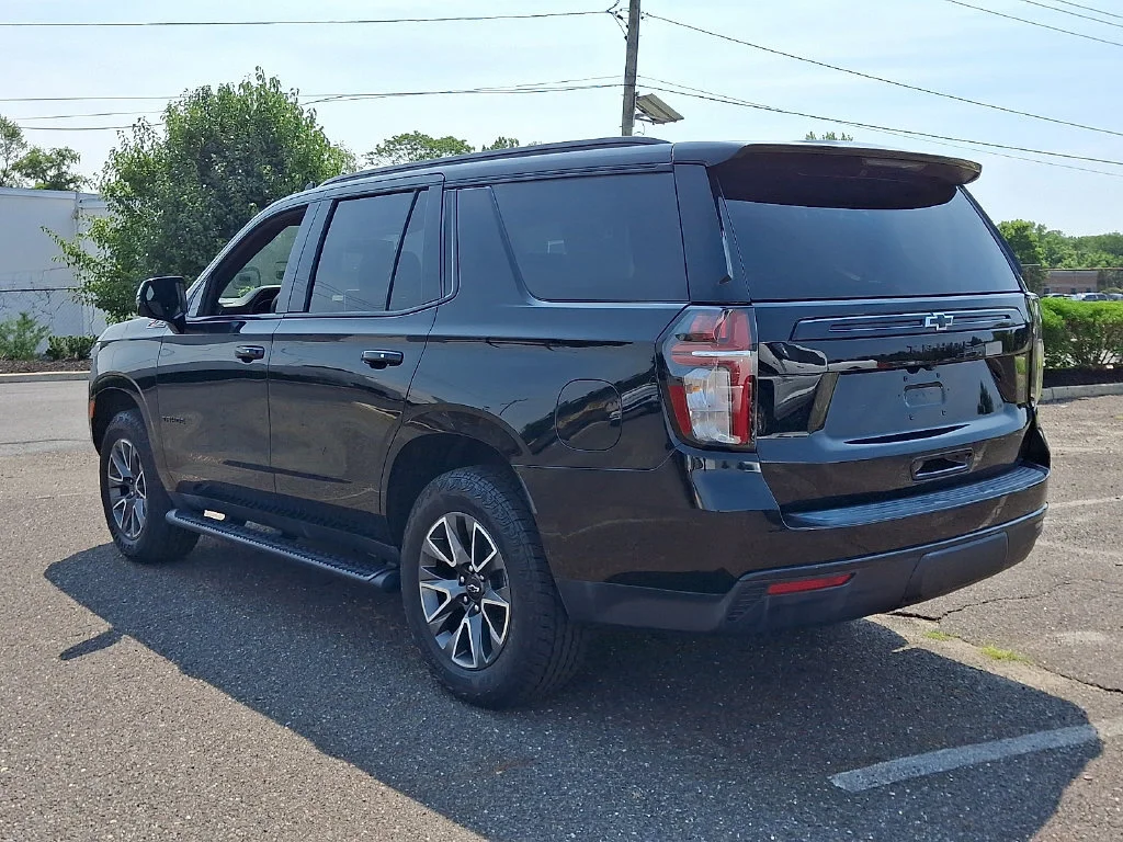Used 2023 Black Chevrolet Z71 image 8