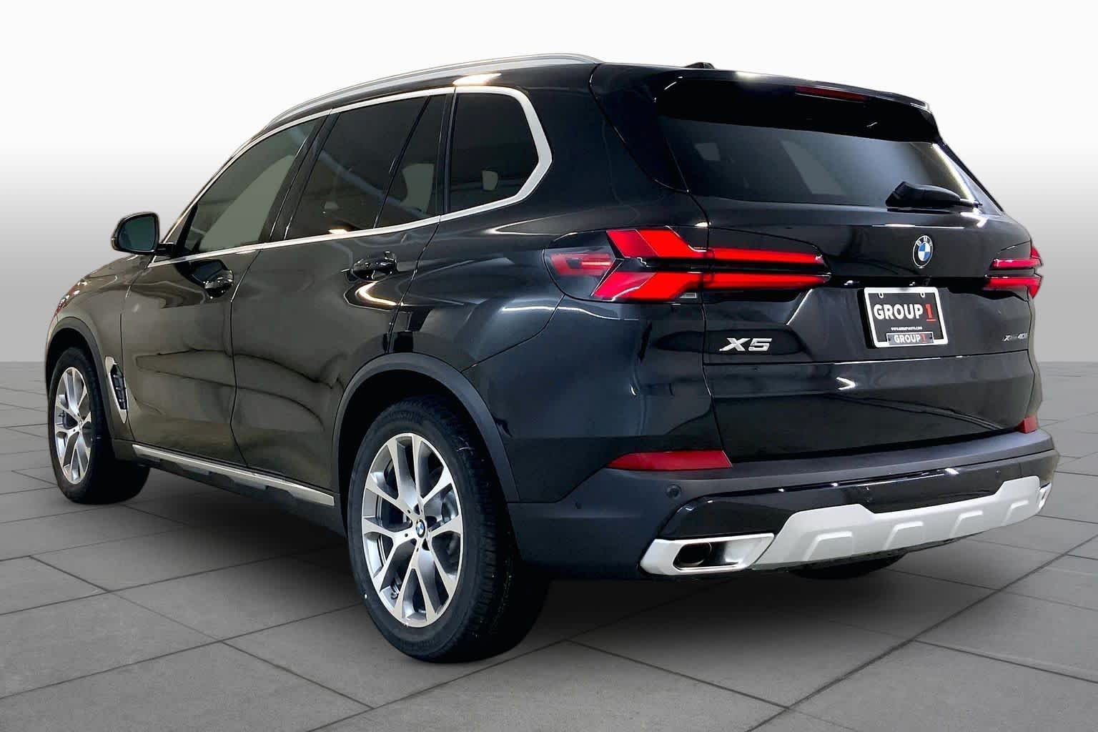 New 2026 Black Sapphire Metallic BMW xDrive40i image 12