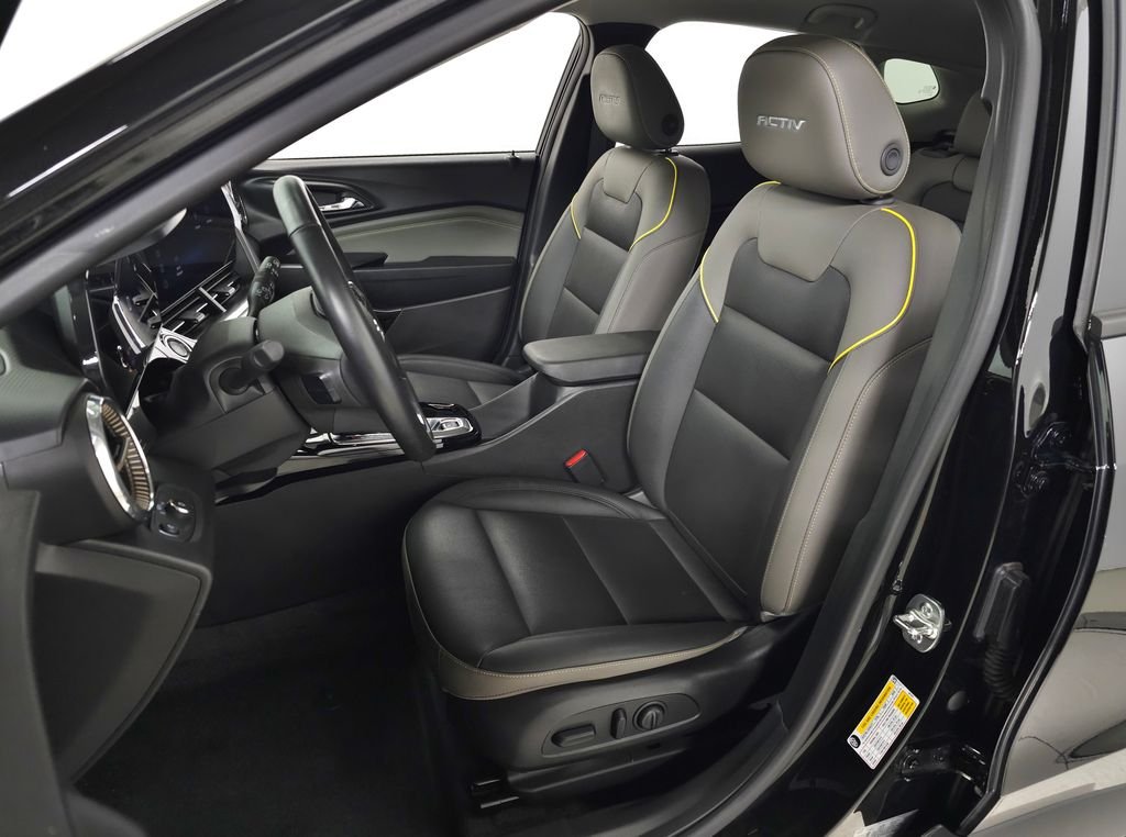 Used 2025 Mosaic Black Metallic Chevrolet ACTIV image 16