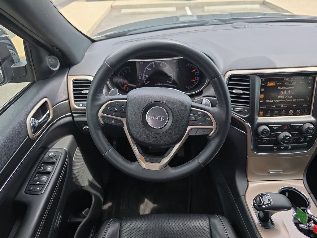 Used 2015 Black Jeep Limited image 12