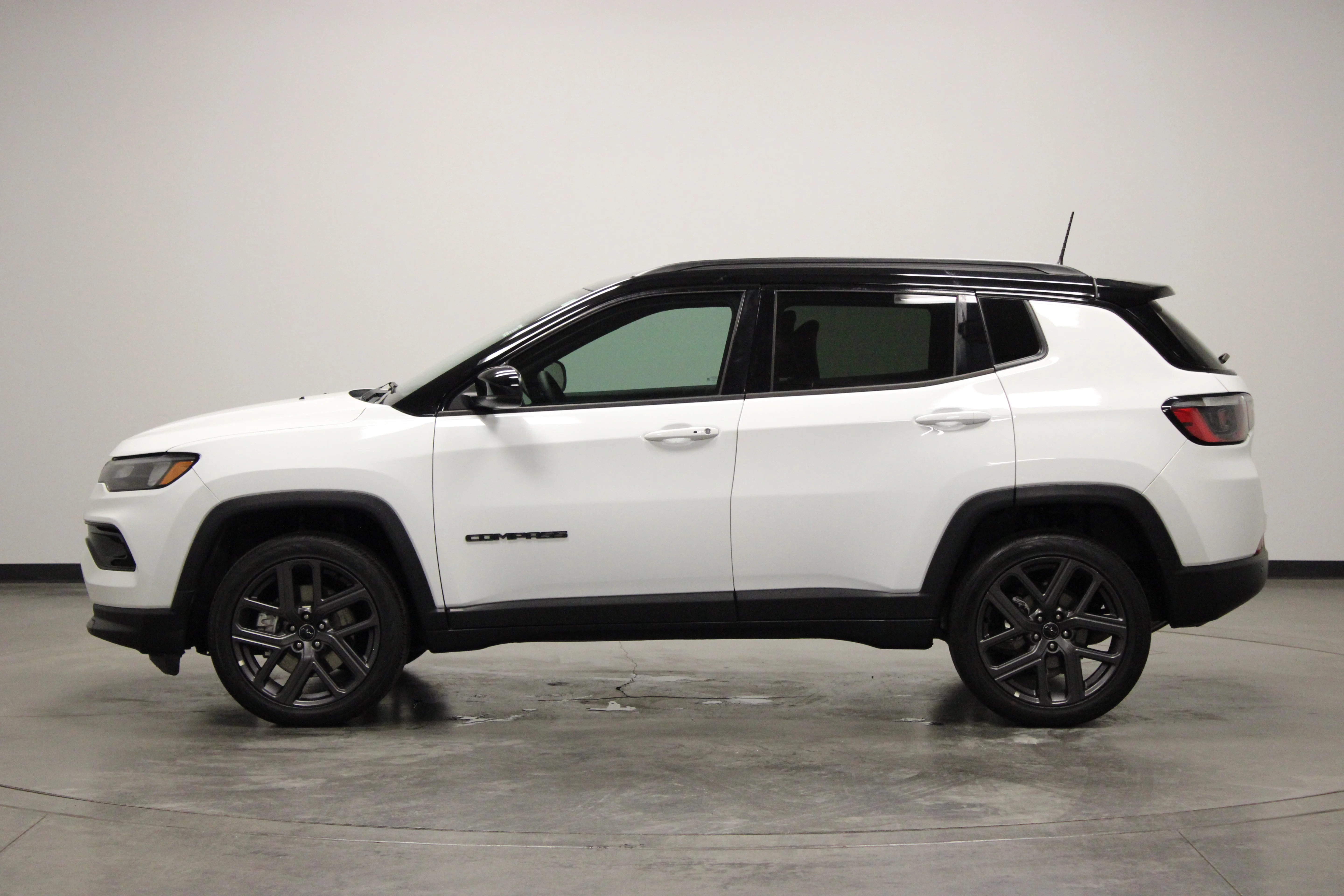 Used 2026 Bright White Clearcoat Jeep Limited image 5