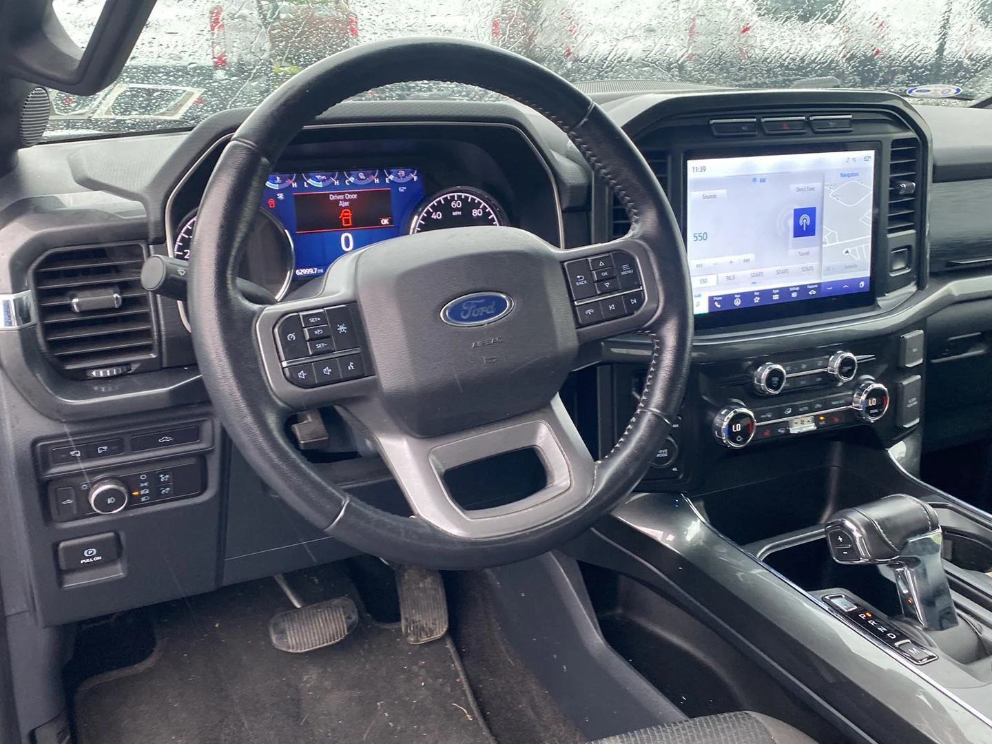 Used 2021 Space White Ford XLT image 3