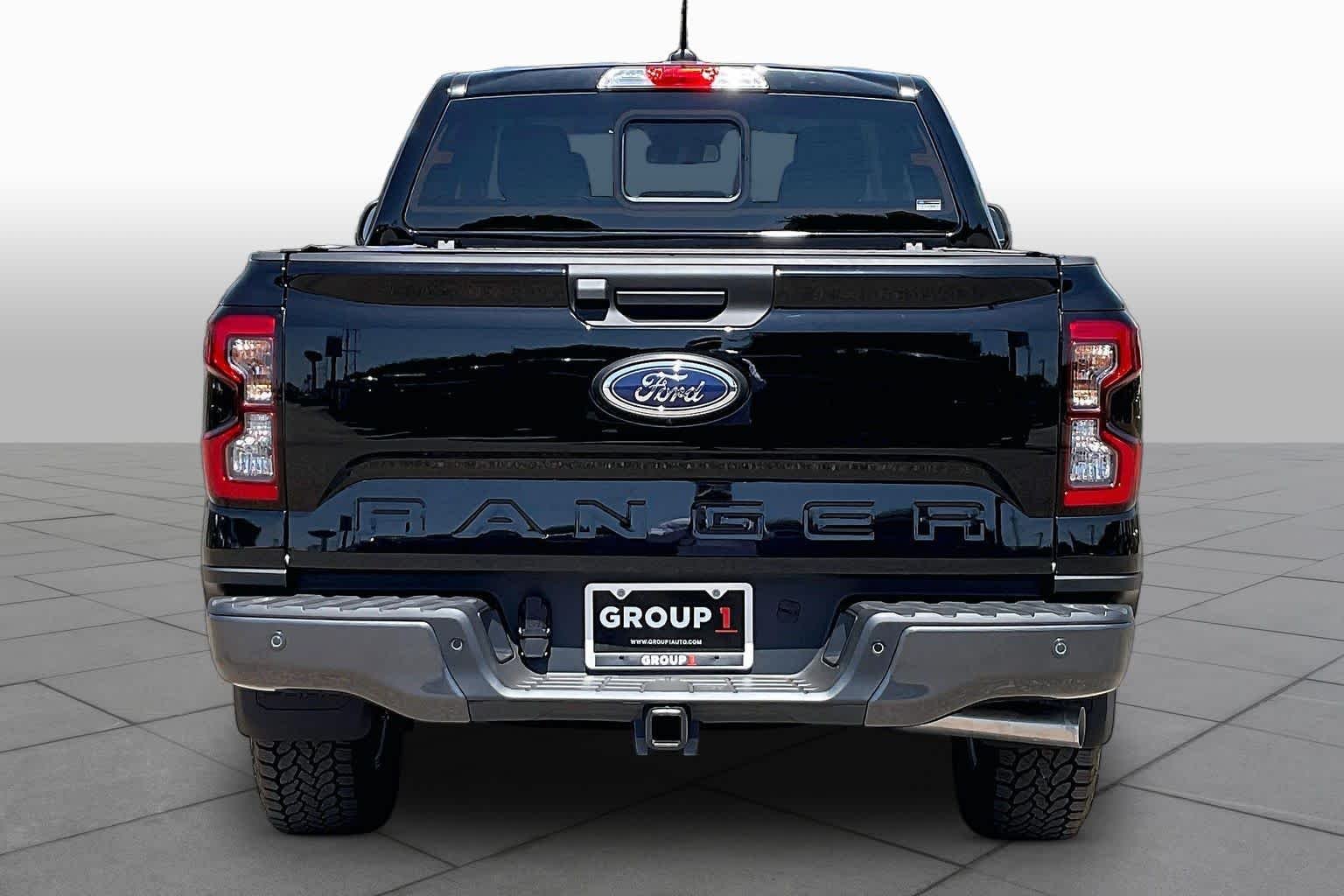 New 2026 Shadow Black Ford XLT image 4