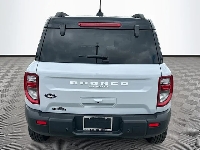 New 2026 White Metallic Ford Outer Banks image 5