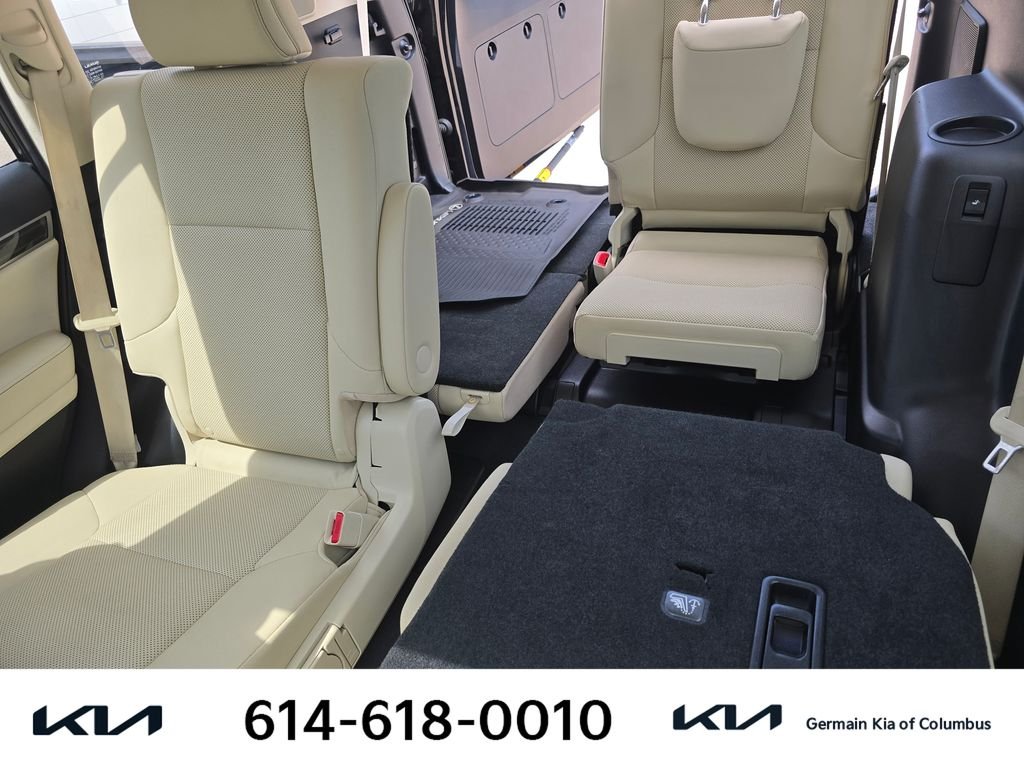 Used 2022 Black Lexus 460 image 18