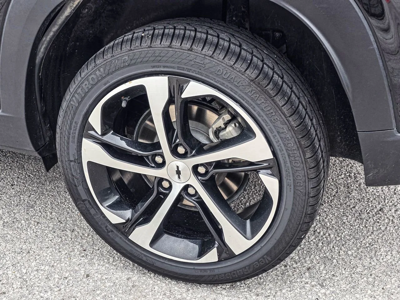 Used 2024 Mosaic Black Metallic Chevrolet 1RS image 6