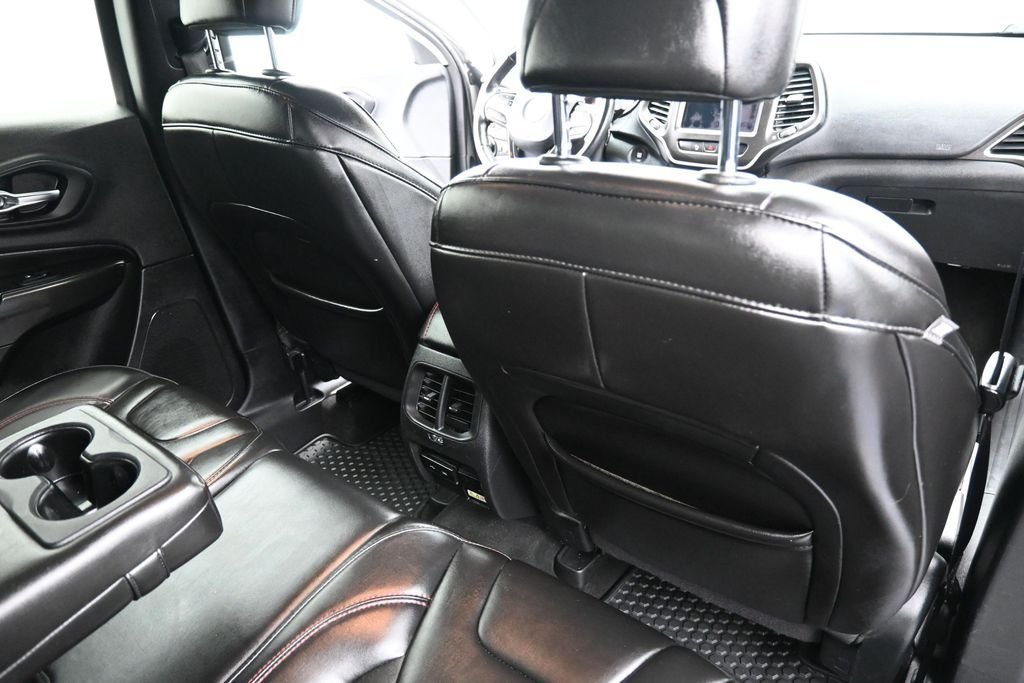 Used 2019 Sting Gray Clearcoat Jeep Trailhawk image 23