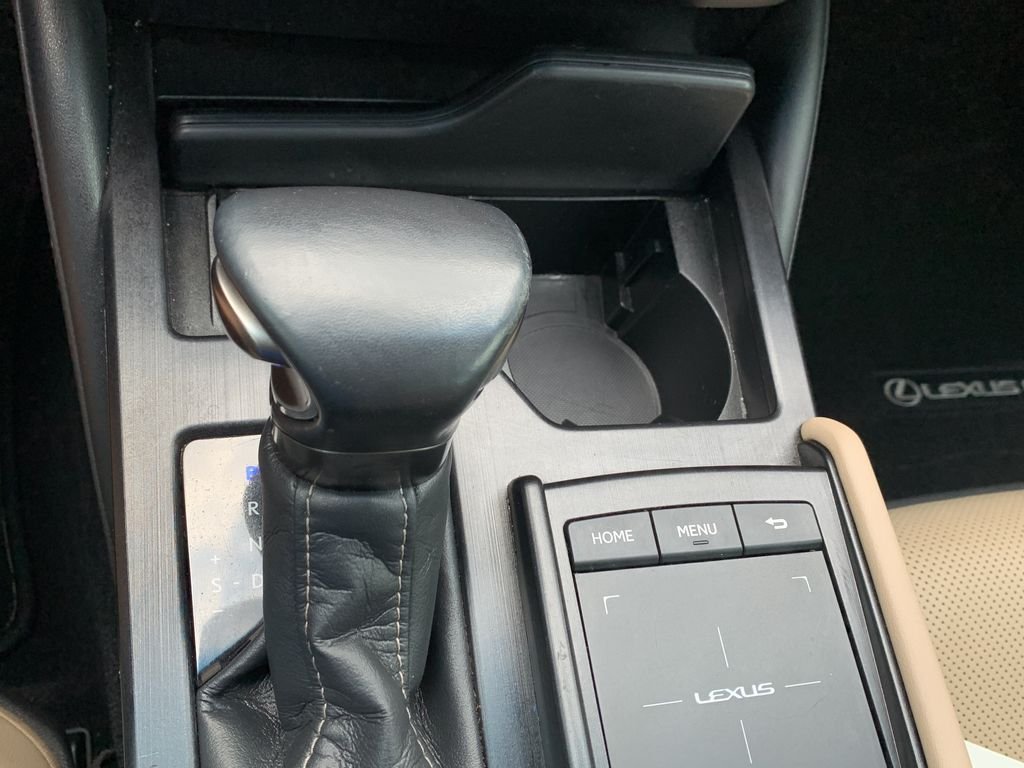 2021 Lexus ES 350 - Photo 30