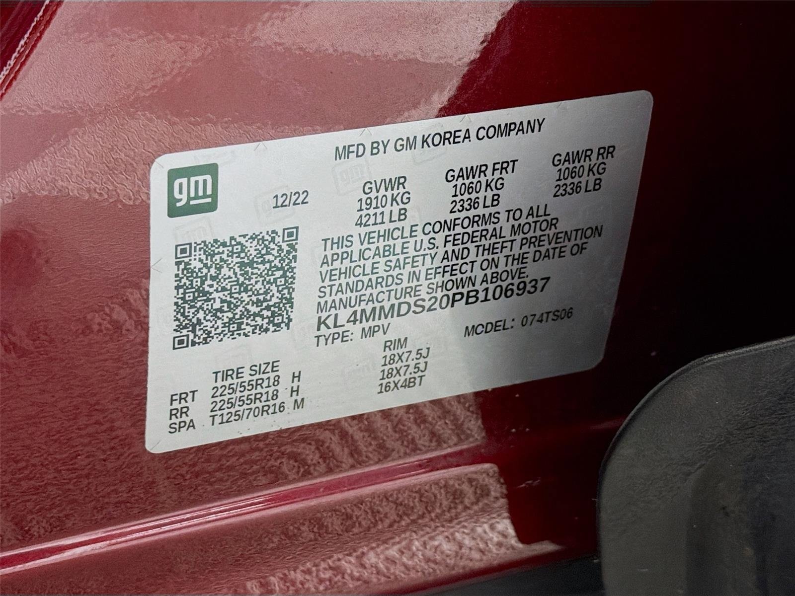 Used 2023 Cinnabar Metallic Buick Select image 29