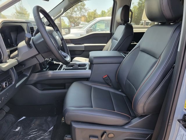 New 2025 Glacier Gray Metallic Tri-Coat Ford F-250® Lariat® image 35